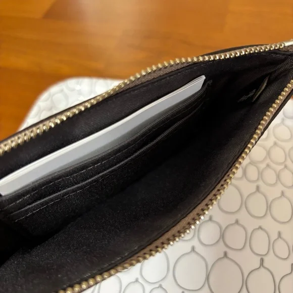 NWT Coach F21070 Corner Zip Wristlet Metallic Crossgrain Leather Platinum Silver - Picture 7 of 8